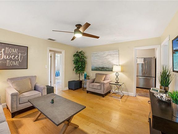 2nd image of 1631 Pinewood Dr