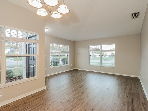 5th image of 11846 Brenford Crest Dr