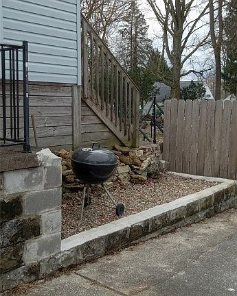 3rd image of 966 Diana Ave