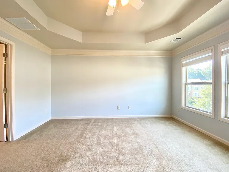 1324 Kingston Trl — Photo 13