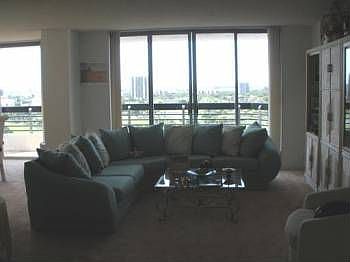 4th image of 3400 NE 192nd St APT 1905