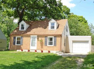 619 E Glen Ave, Peoria Heights, IL 61616