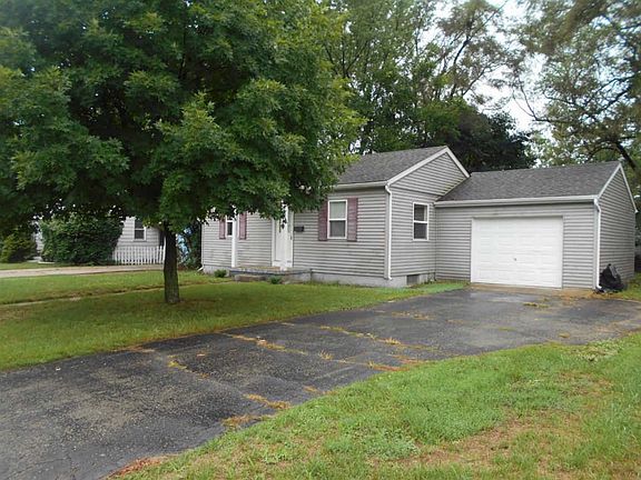 2nd image of 547 Hollis Ave