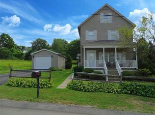 4006 Chieftan Rd, Irwin, PA 15642