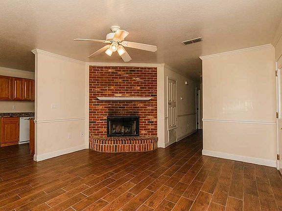 Den/Family/Great Room