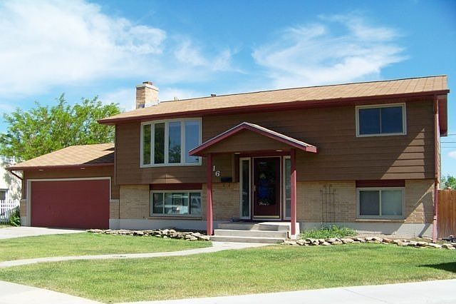 1st image of 216 Cactus Cir