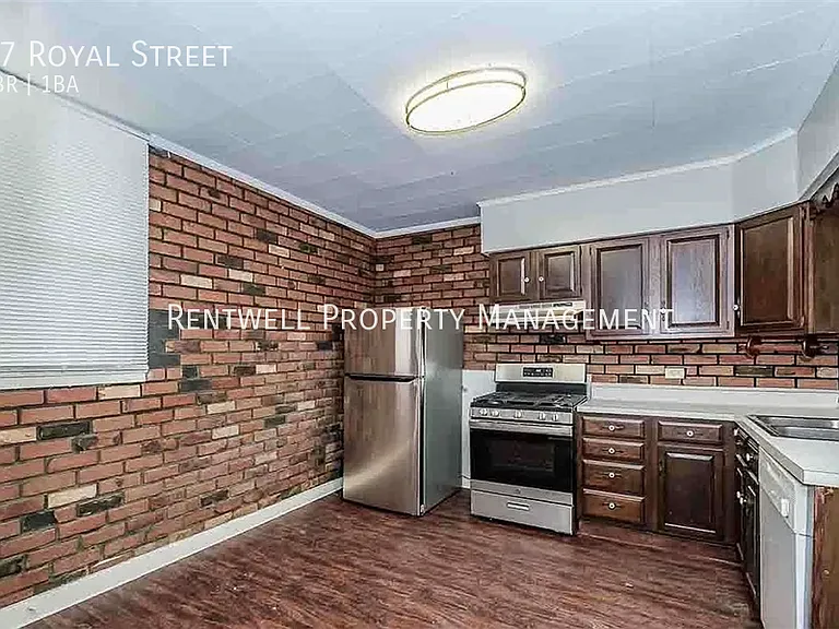 97 Royal St — Photo 9