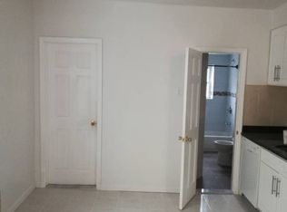 3117 Linden Pl, Flushing, NY 11354