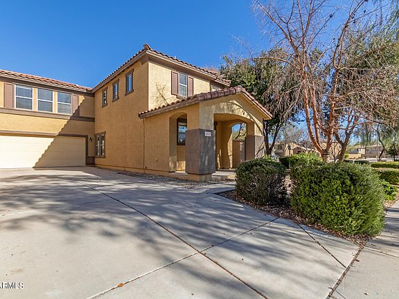 2nd image of 18522 W FAIRWAY Drive