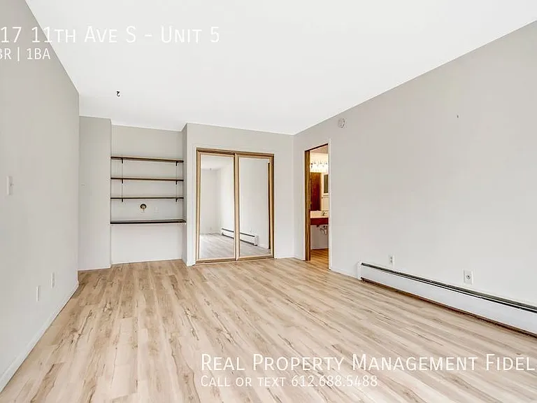 917 11th Ave S #5 — Photo 3