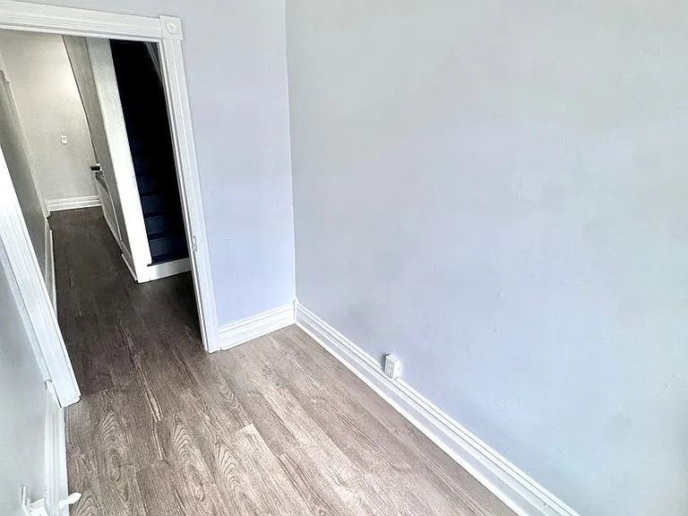 1410 W Turner St — Photo 11