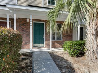 8080 Shadow Oak Dr, Charleston, SC 29406