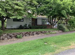 6123 SE Ankeny St, Portland, OR