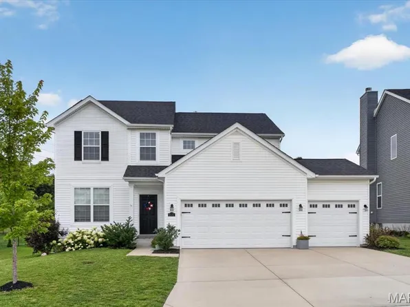 2137 Henley Woods Dr, Arnold, MO 63010