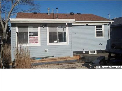 2nd image of 25 Harborside Dr E
