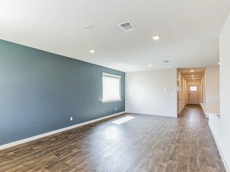 217 Greens Bayou Trl — Photo 5