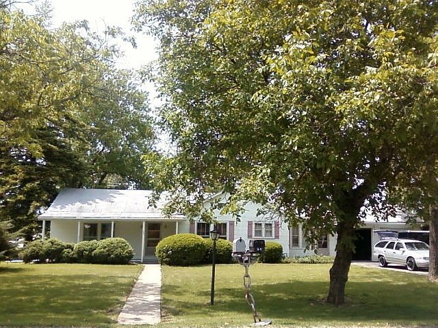 1st image of 25 Mount Vernon Dr