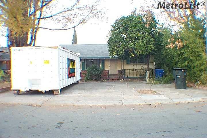 1st image of 1033 Frienza Ave