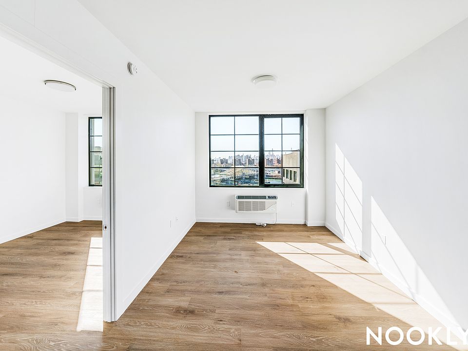 1st image of 40 Bruckner Blvd #1002