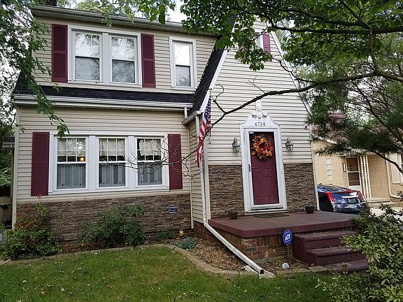 3rd image of 4729 Haddington Dr