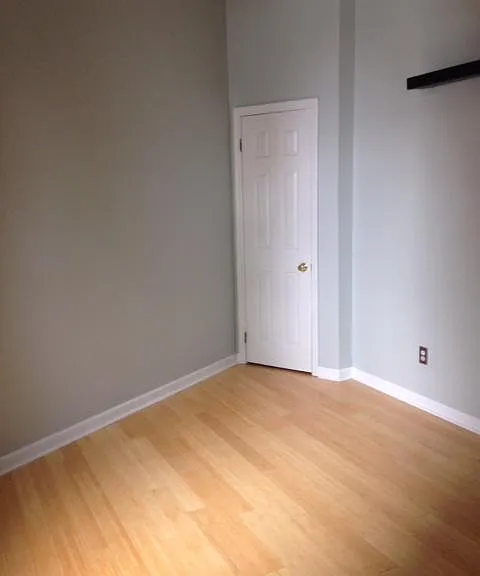 3249 Jefferson Ave #5 — Photo 3