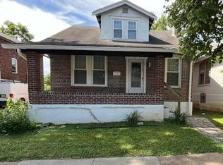 6928 W Park Ave, Saint Louis, MO 63139