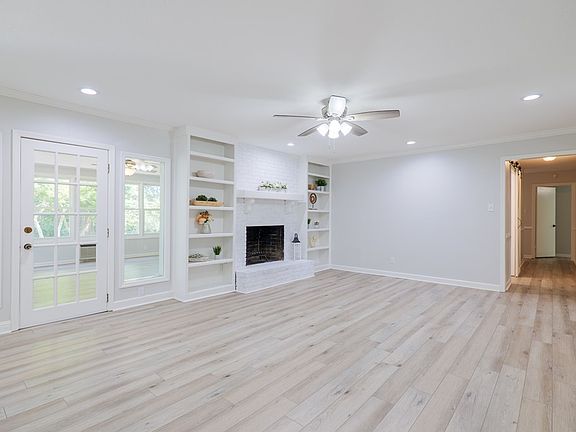 5th image of 106 Breckenridge Dr