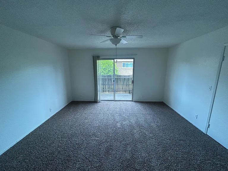 6019 N College Ave #G — Photo 4