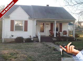 27 Lake Ave, Salem, VA 24153