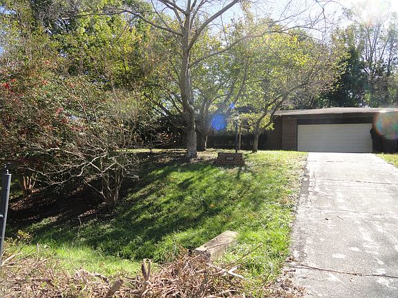 3rd image of 14309 Medwick Ct