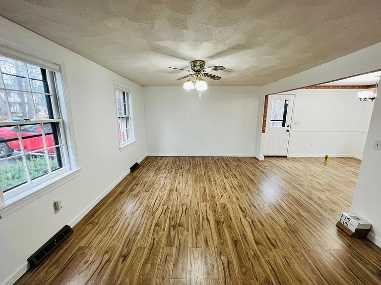 189 Parker St #4 — Photo 15