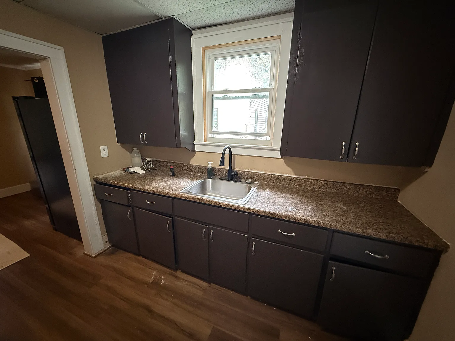 3 bed, 1000 sqft, $1,500 — Photo 4