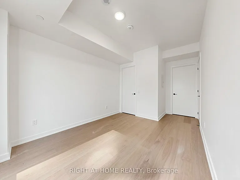 91 Montclair Ave #536 — Photo 10
