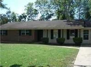 3220 Cheltenham Dr, Montgomery, AL 36116