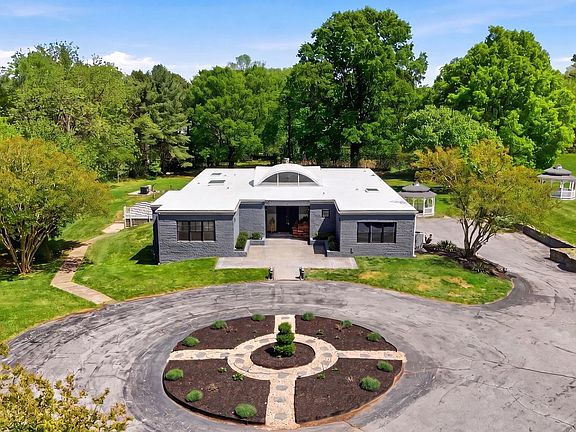 2nd image of 2919 Davidsonville Rd