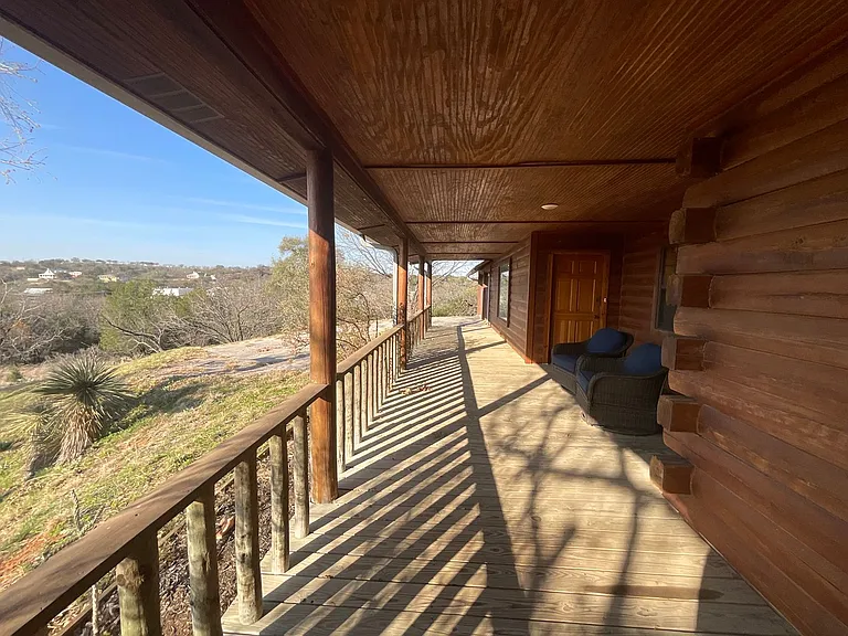 103 Beach Dr — Photo 22
