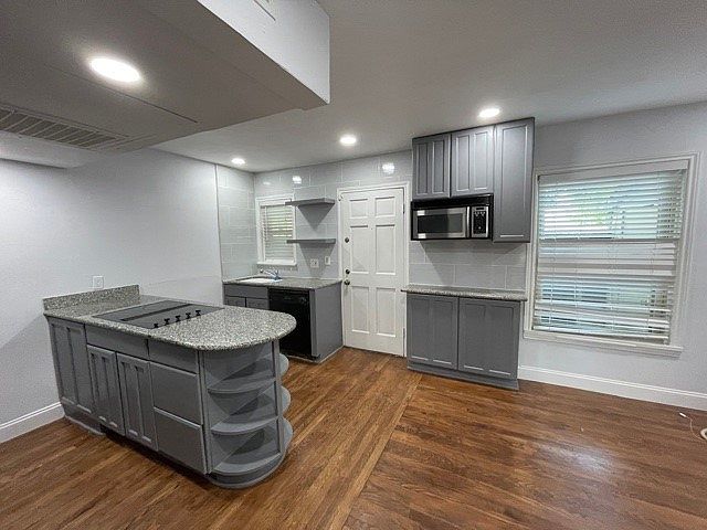 1st image of 6488 Bordeaux Ave #G