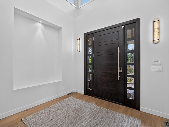 4th image of 9415 144th St NW