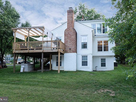2nd image of 13215 Oak Farm Dr