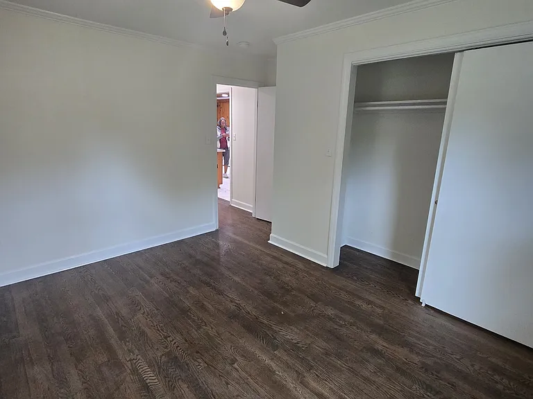 605 Cherokee St — Photo 8
