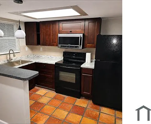 1358 Silverado — Photo 3