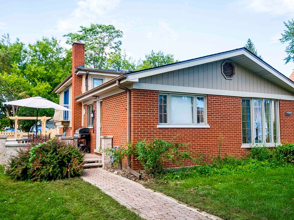 1864 Illinois St, Des Plaines, IL 60018 Zillow