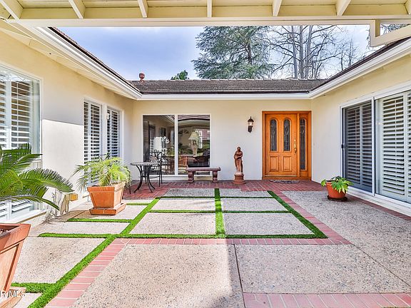 4th image of 31904 Richgrove Ct