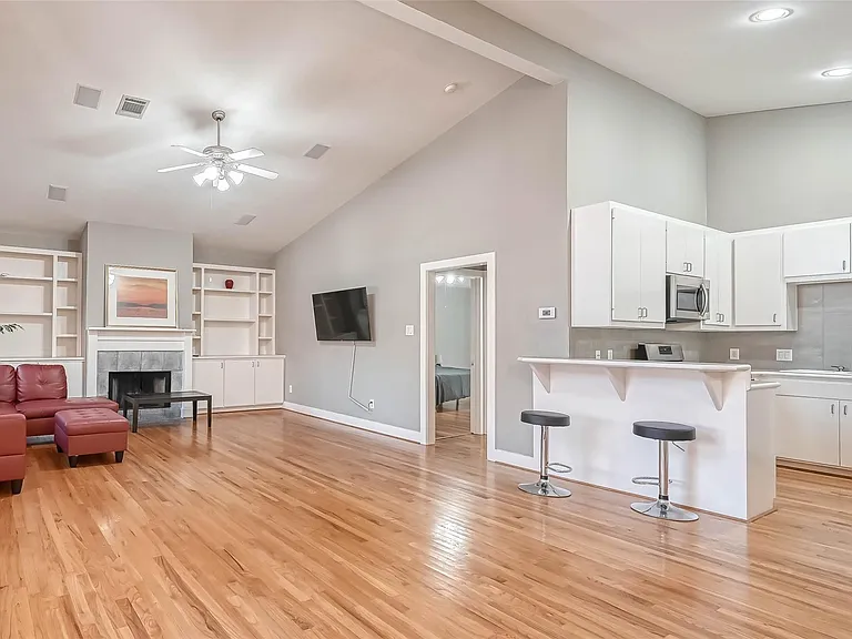 9701 Marlive Ln — Photo 7