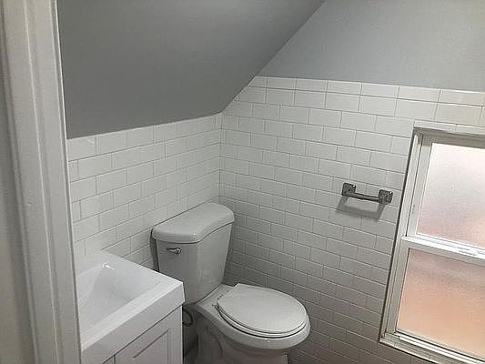 5th image of 205-06 115th Ave #2