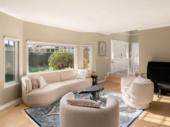 6811 Juniper Dr, Richmond, BC V7E 4Z5