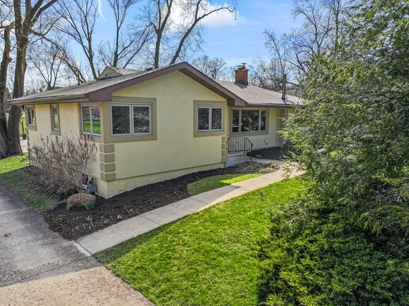 11241 72nd St, Burr Ridge, IL 60527