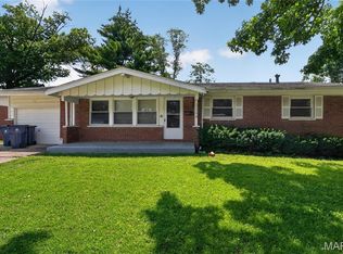11154 Mammoth Dr, Saint Louis, MO 63136