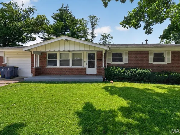 11154 Mammoth Dr, Saint Louis, MO 63136