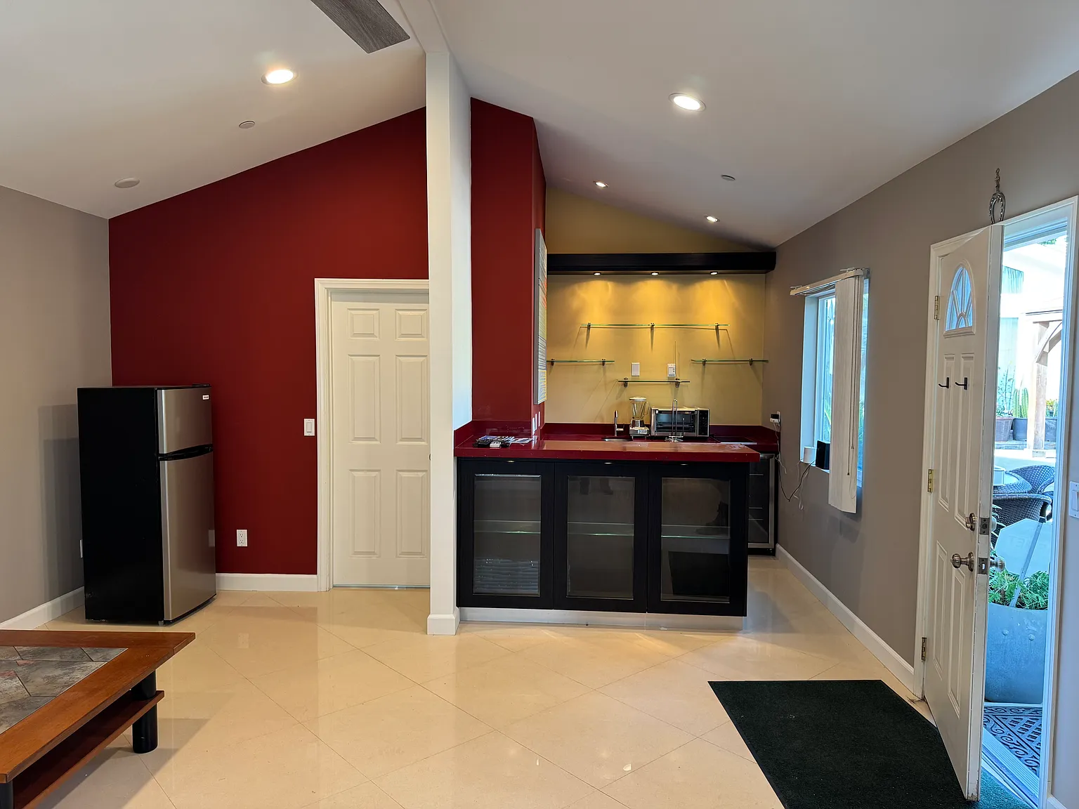 Studio, 500 sqft, $2,000 — Photo 2